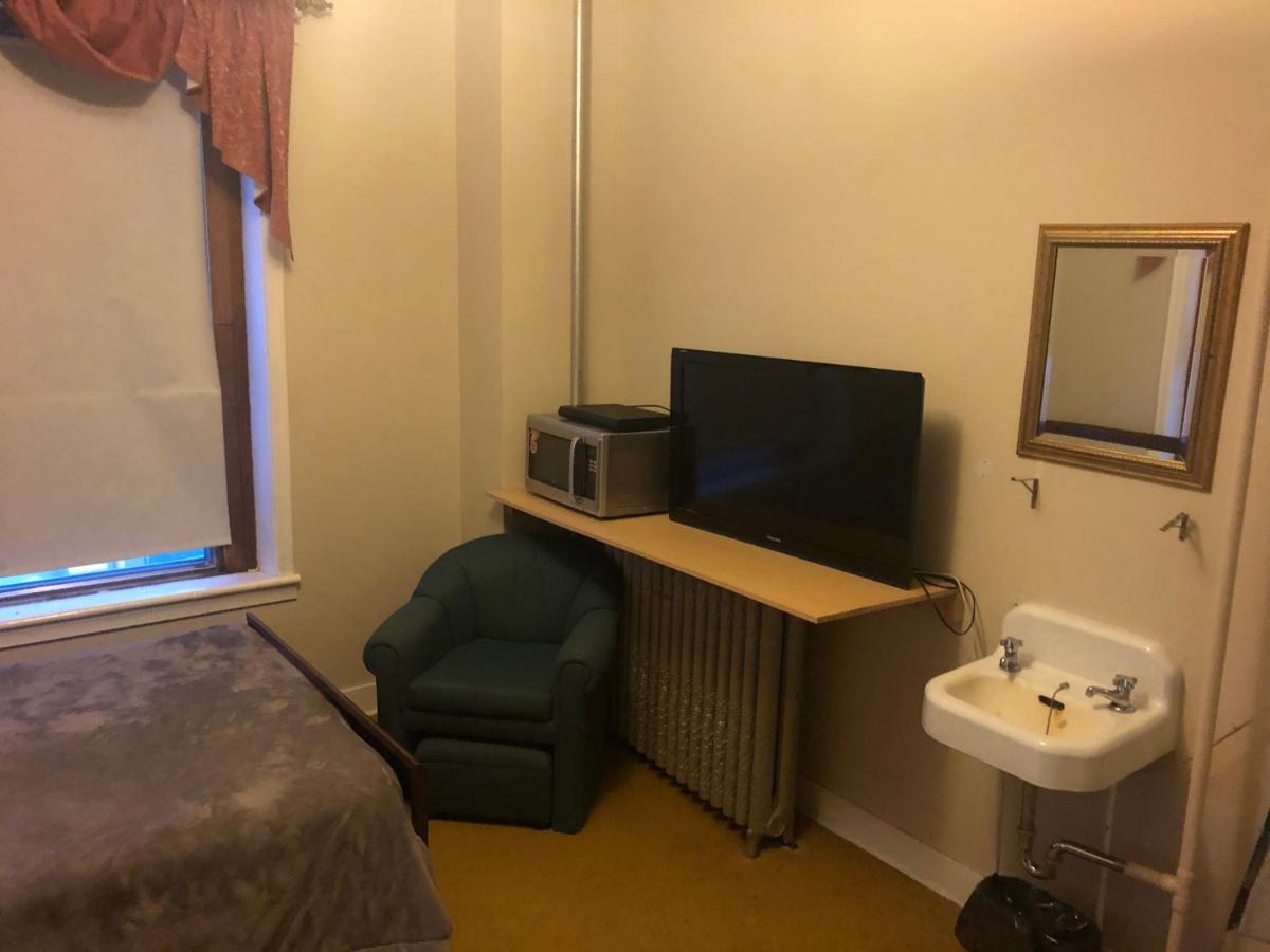 Leland Hotel Wolseley Bagian luar foto